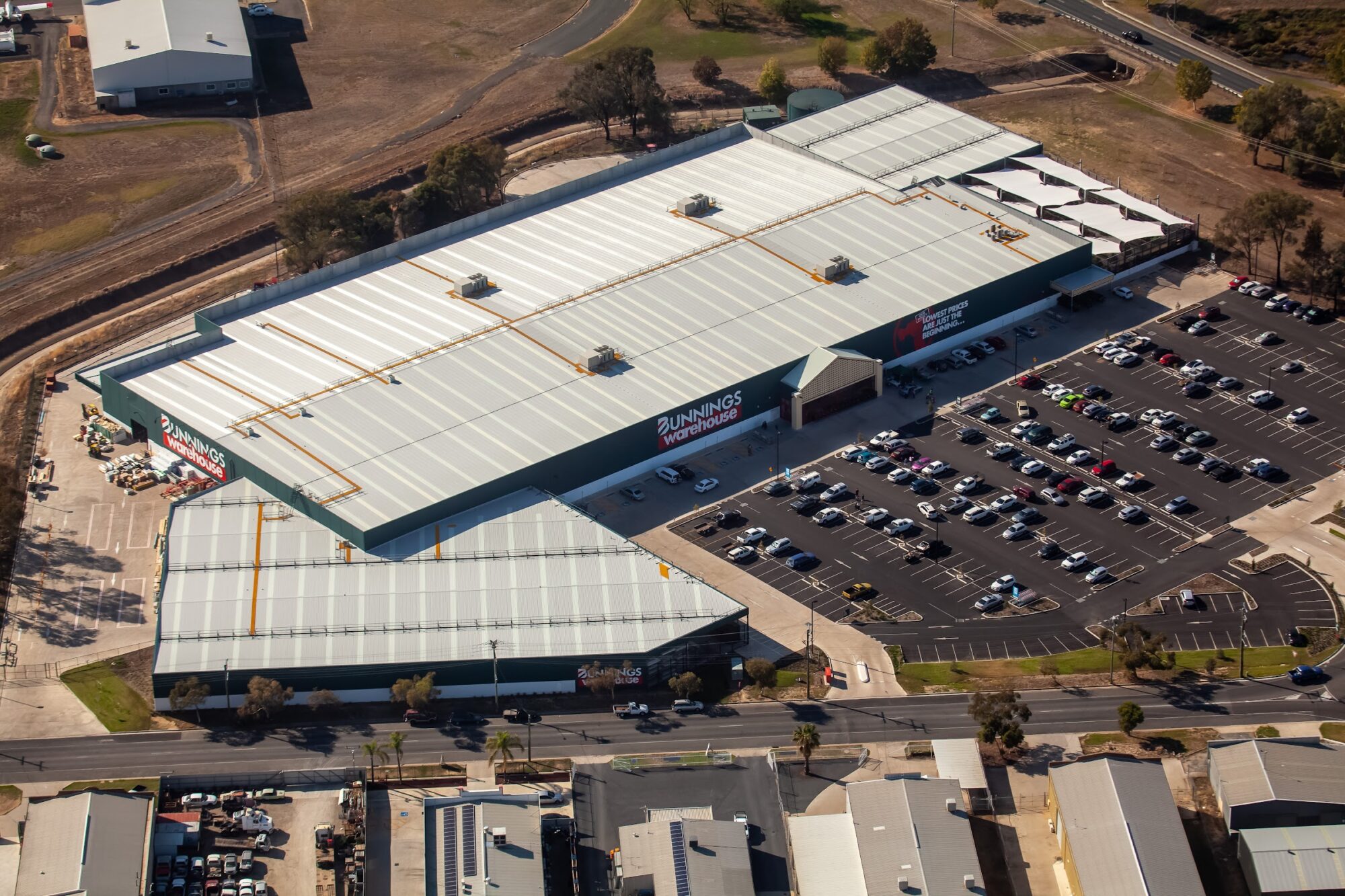 Aerial photograph of Albury Warehouse roof showing the outdoor garden centre canopy at the corner of the building